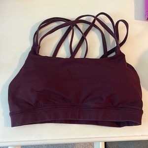 Lululemon free yo be serene bra
